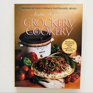 📚✨$5 Add On✨Crockery Cookery - cookbook - slowcooker recipe book 📖 tasty, easy